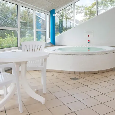 Lxxx Holiday home *